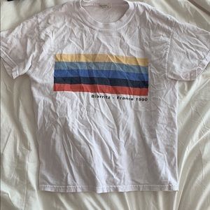 BRANDY MELVILLE GRAPHIC TEE